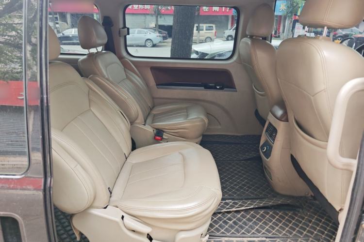 Used FORTHING Lingzhi 2018 M5L 1.6L 7-Seater Luxury Model Left Rear Seat