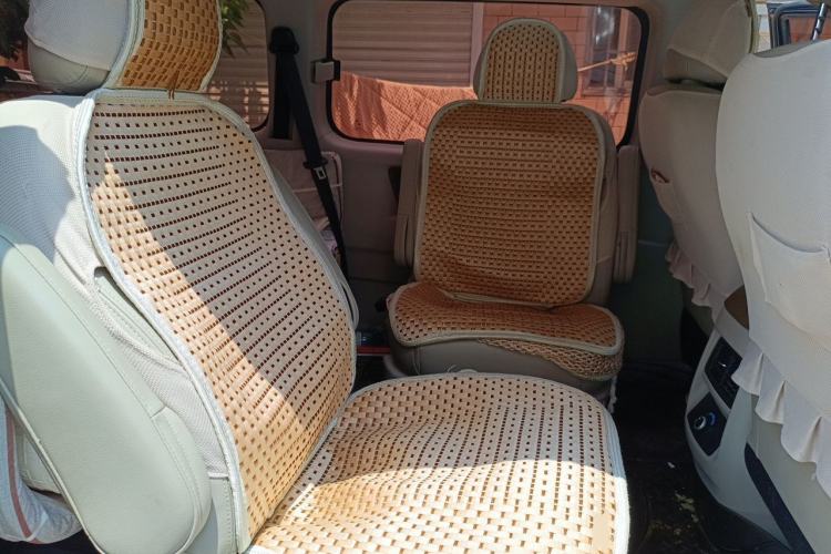 Used FORTHING Lingzhi 2018 M5 1.6L 7-Seater Comfort Model Left Rear Seat