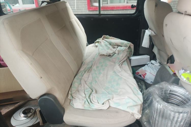 Used FORTHING Lingzhi 2018 M3 1.5L 5-Seat Base Model Left Rear Seat