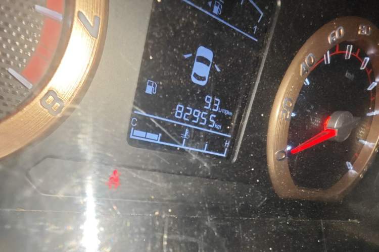 Used FORTHING Lingzhi 2018 M5L 1.6L 7-Seater Comfort Model Odometer Close Up