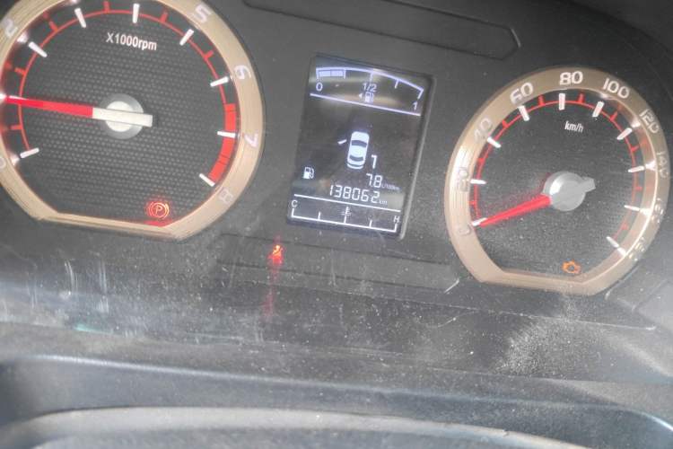 Used FORTHING Lingzhi 2018 M5L 1.6L 7-Seater Comfort Model Odometer Close Up