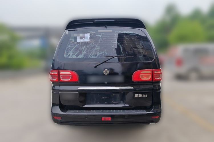 Used FORTHING Lingzhi 2018 M5 1.6L 7-Seater Luxury Model Rear