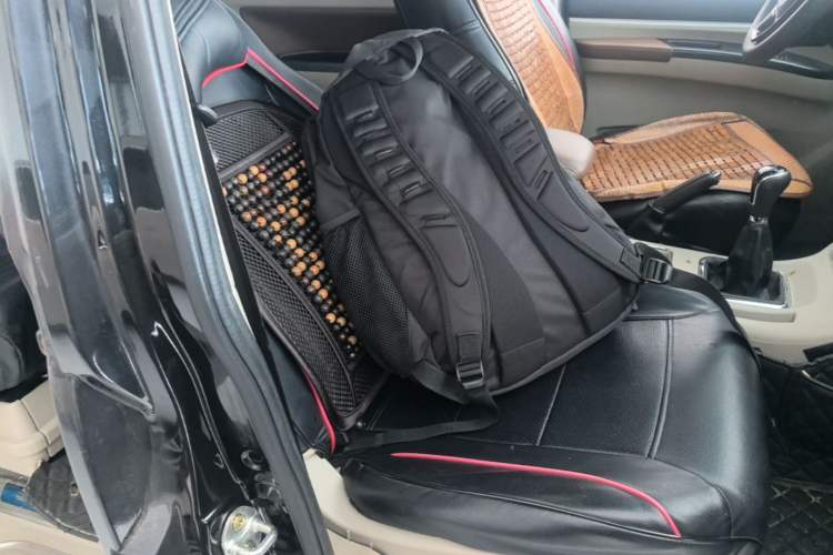 Used FORTHING Lingzhi 2018 M5L 1.6L 7-Seater Comfort Model Right Front Seat