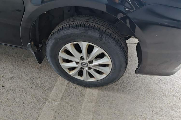 Used FORTHING Lingzhi 2018 M5L 1.6L 7-Seater Luxury Model Right Front Wheel Hub