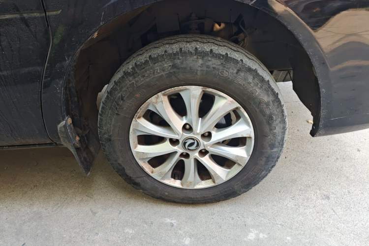 Used FORTHING Lingzhi 2018 M5L 1.6L 7-Seater Luxury Model Right Front Wheel Hub