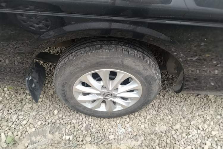 Used FORTHING Lingzhi 2018 M5L 1.6L 7-Seater Luxury Model Right Rear Wheel Hub