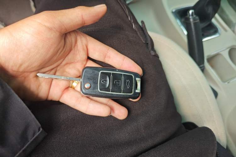 Used FORTHING Lingzhi 2018 M5L 1.6L 7-Seater Comfort Model Vehicle Key