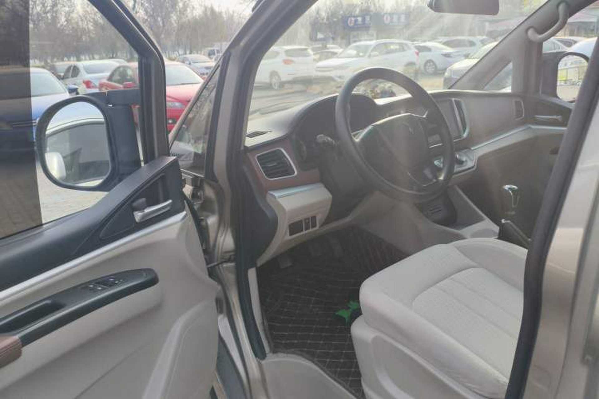 Used FORTHING Lingzhi 2018 M5L 1.6L 7-Seater Comfort Model Driver Seat