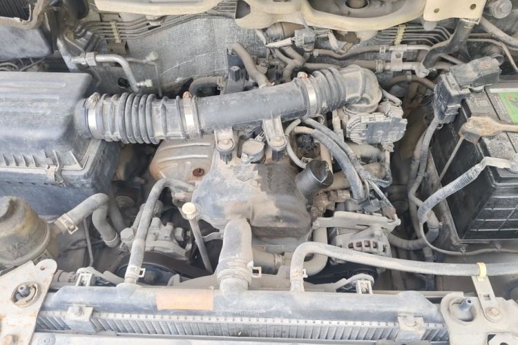 Used FORTHING Lingzhi 2018 M3L 1.6L 7-Seater Comfort Model Engine Bay