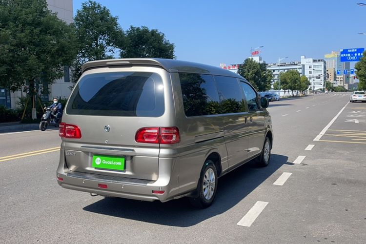 Used FORTHING Lingzhi 2018 M5L 1.6L 7-Seater Luxury Model Exterior 3