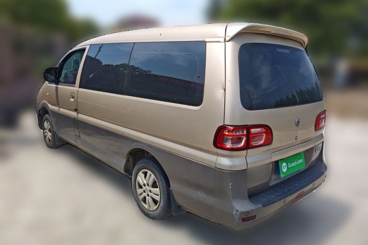 Used FORTHING Lingzhi 2018 M3L 1.6L 7-Seater Comfort Model Exterior 3