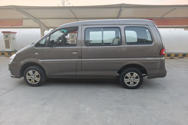 Used FORTHING Lingzhi 2018 M3 1.5L 5-Seat Base Model Exterior 9