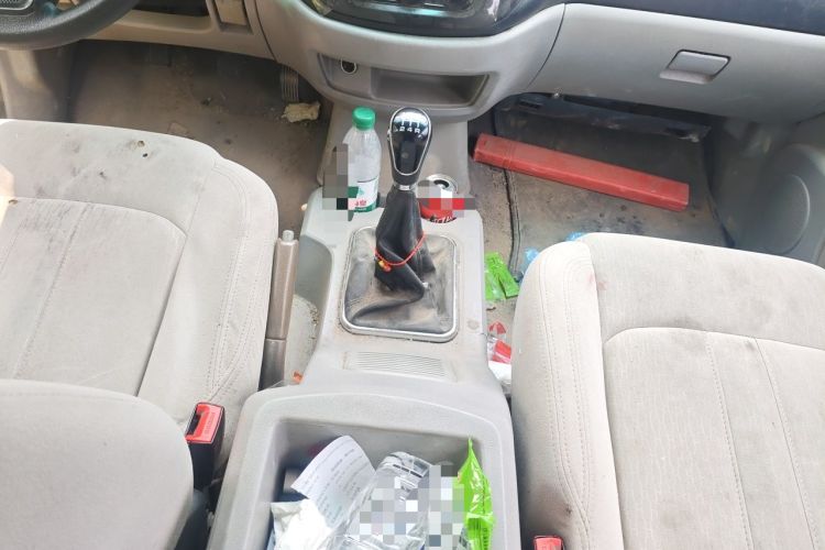 Used FORTHING Lingzhi 2018 M3L 1.6L 7-Seater Comfort Model Gear Lever