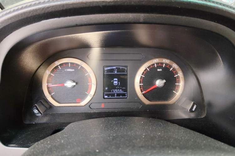Used FORTHING Lingzhi 2018 M5L 1.6L 7-Seater Luxury Model Instrument Cluster