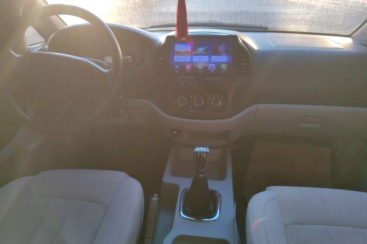 Used FORTHING Lingzhi 2018 M3 1.5L 5-Seat Base Model Interior 2