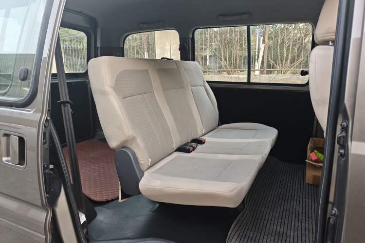 Used FORTHING Lingzhi 2018 M3 1.5L 5-Seat Base Model Interior 2