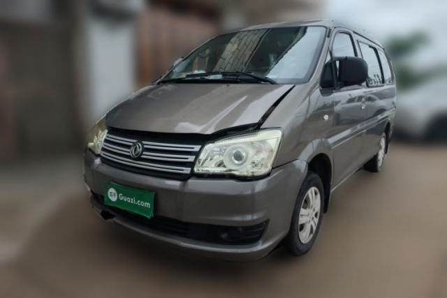 FORTHING Lingzhi 2018 M3 1.5L 5-Seat Base Model مستعملة