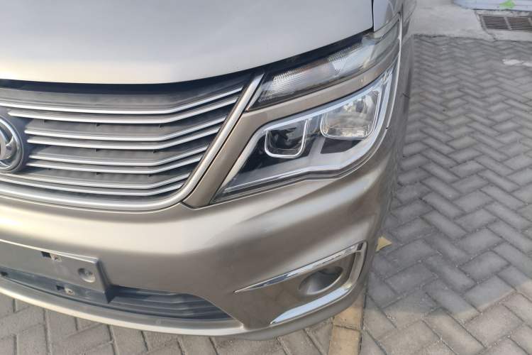 Used FORTHING Lingzhi 2018 M5L 1.6L 7-Seater Comfort Model Left Front Headlight
