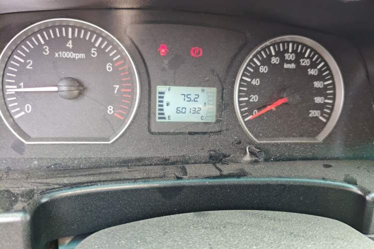 Used FORTHING Lingzhi 2018 M3L 1.6L 7-Seater Comfort Model Odometer Close Up