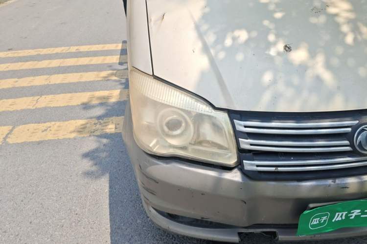 Used FORTHING Lingzhi 2018 M3L 1.6L 7-Seater Comfort Model Right Front Headlight