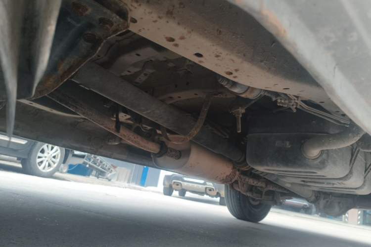 Used FORTHING Lingzhi 2018 M3 1.5L 5-Seat Base Model Chassis Front Left