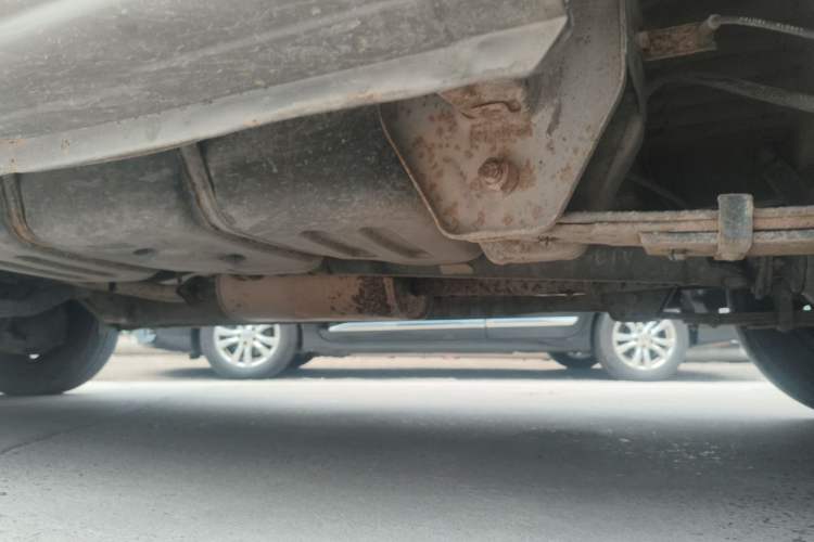 Used FORTHING Lingzhi 2018 M3 1.5L 5-Seat Base Model Chassis Rear Left