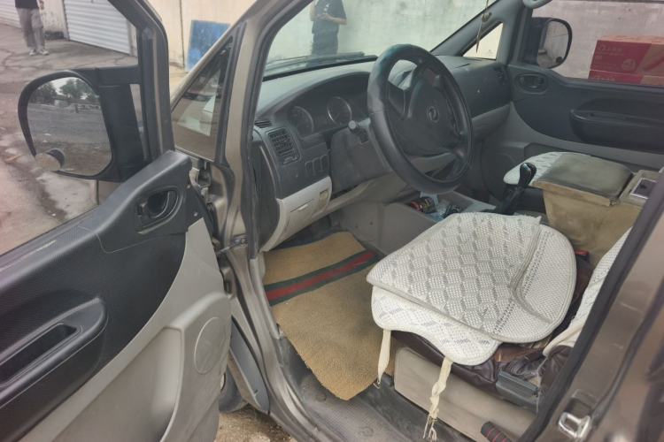 Used FORTHING Lingzhi 2018 M3 1.5L 5-Seat Base Model Driver Seat