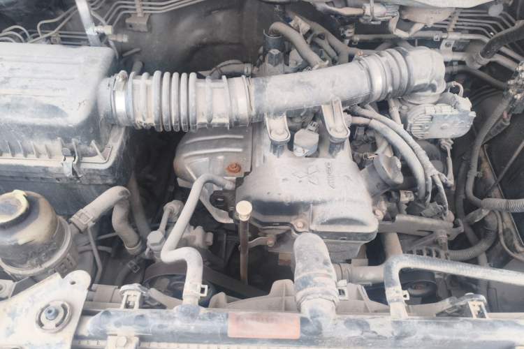 Used FORTHING Lingzhi 2018 M3 1.5L 5-Seat Base Model Engine Bay