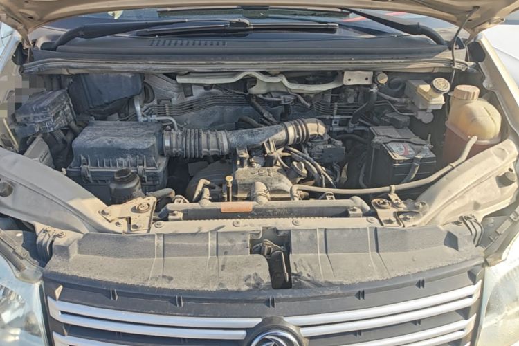Used FORTHING Lingzhi 2018 M3 1.6L 7-Seater Comfort Model Engine Bay