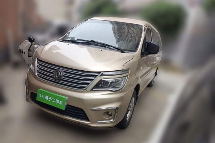 Used FORTHING Lingzhi 2018 M5L 1.6L 7-Seater Comfort Model Exterior 2