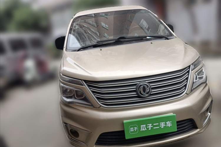 Used FORTHING Lingzhi 2018 M5L 1.6L 7-Seater Comfort Model Exterior 3