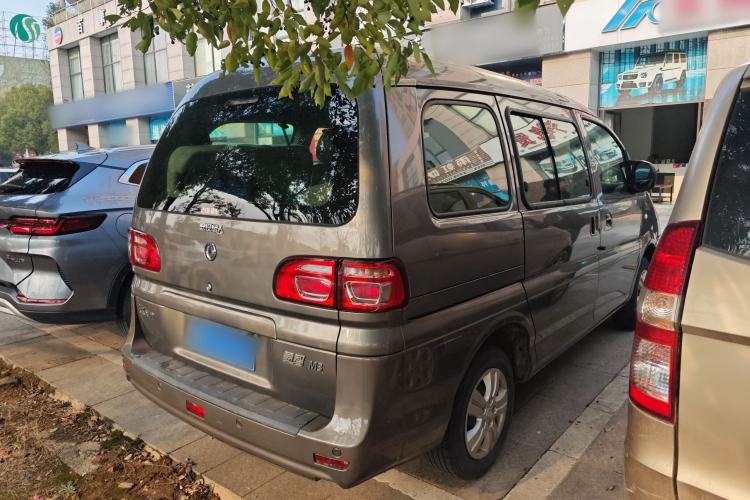 Used FORTHING Lingzhi 2018 M3 1.5L 7-Seater Standard Model Exterior 5