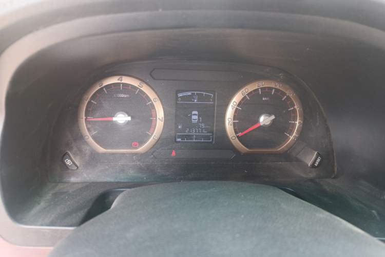 Used FORTHING Lingzhi 2018 M5L 1.6L 7-Seater Comfort Model Instrument Cluster