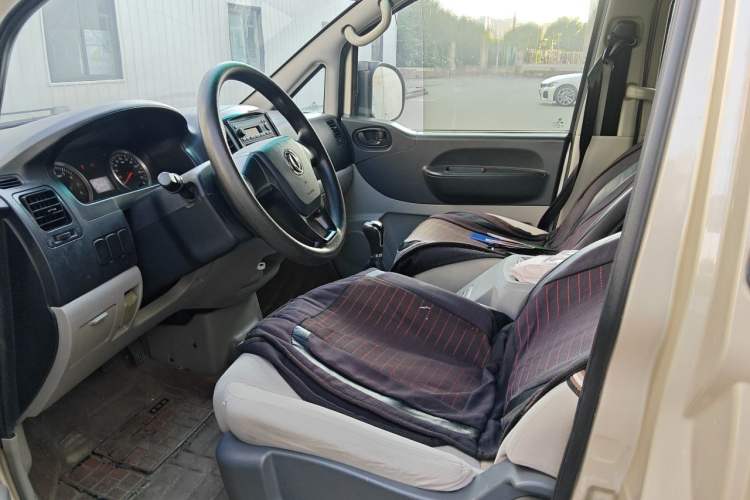 Used FORTHING Lingzhi 2018 M3L 1.6L 7-Seater Comfort Model Left Front Seat