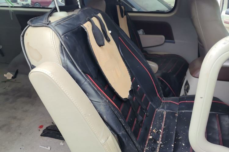 Used FORTHING Lingzhi 2018 M5L 1.6L 7-Seater Luxury Model Left Rear Seat