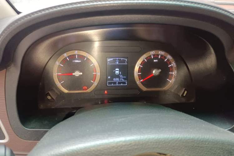 Used FORTHING Lingzhi 2018 M5L 1.6L 7-Seater Comfort Model Odometer Close Up