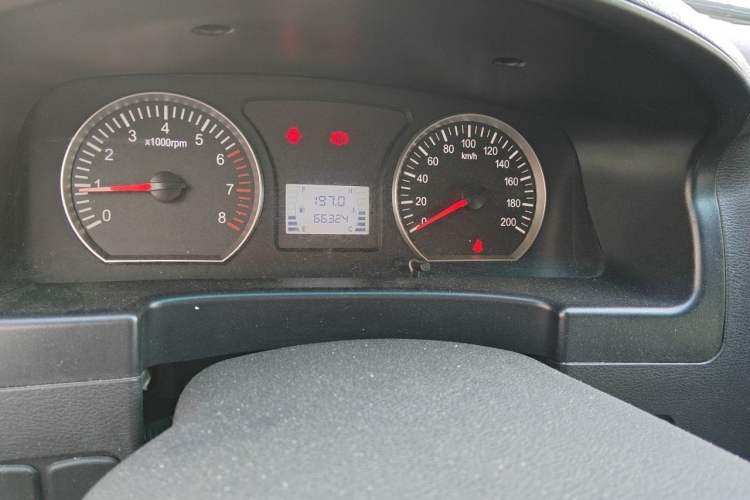 Used FORTHING Lingzhi 2018 M3L 1.6L 7-Seater Comfort Model Odometer Close Up