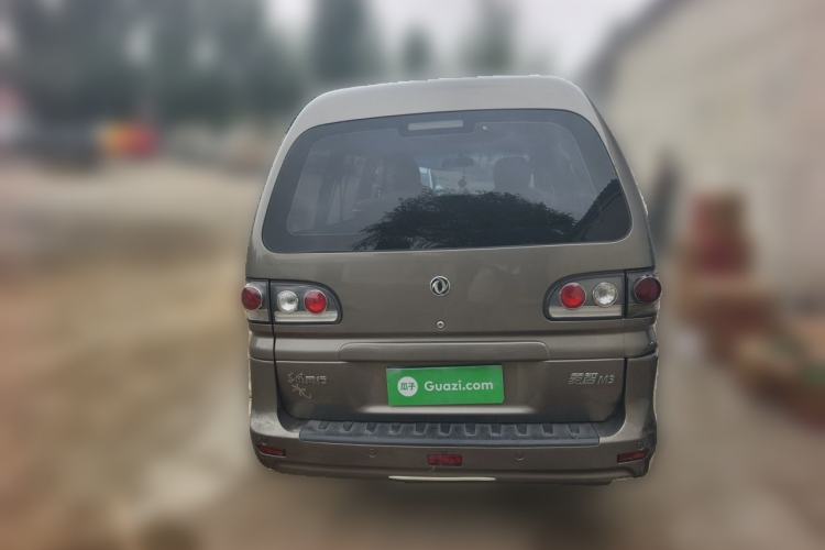 Used FORTHING Lingzhi 2018 M3 1.5L 5-Seat Base Model Rear