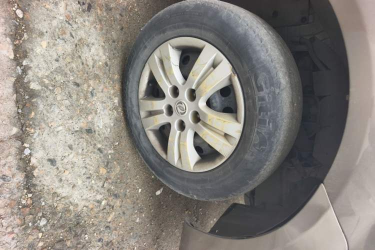 Used FORTHING Lingzhi 2018 M3 1.5L 5-Seat Base Model Right Front Wheel Hub