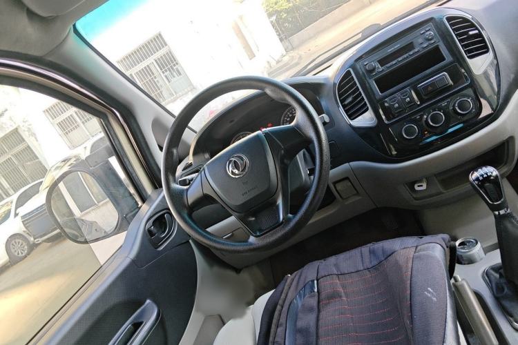 Used FORTHING Lingzhi 2018 M3L 1.6L 7-Seater Comfort Model Steering Wheel