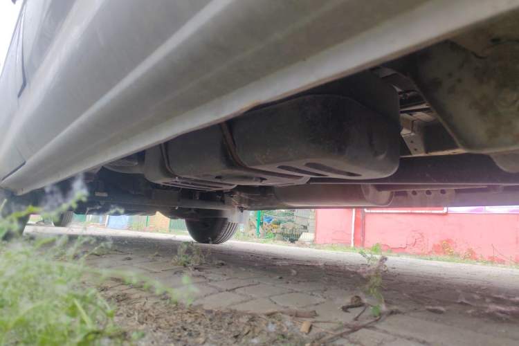 Used FORTHING Lingzhi 2018 M3 1.6L 7-Seater Comfort Model Chassis Rear Left