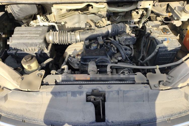 Used FORTHING Lingzhi 2018 M3 1.6L 7-Seater Comfort Model Engine Bay
