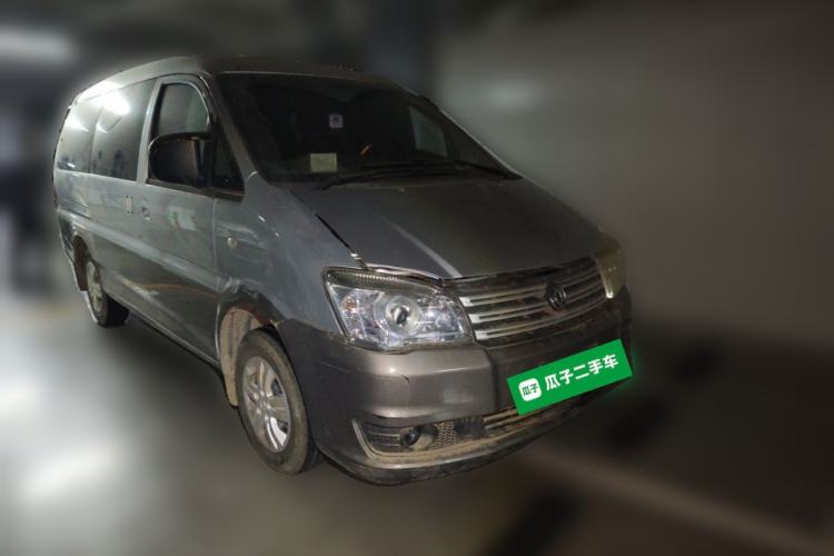 Used FORTHING Lingzhi 2018 M3L 1.6L 7-Seater Comfort Model Front Right 45 Deg