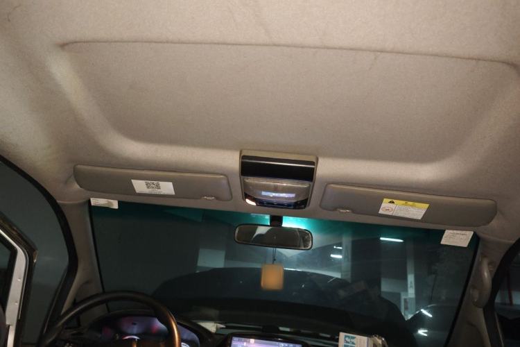 Used FORTHING Lingzhi 2018 M3L 1.6L 7-Seater Comfort Model Headliner