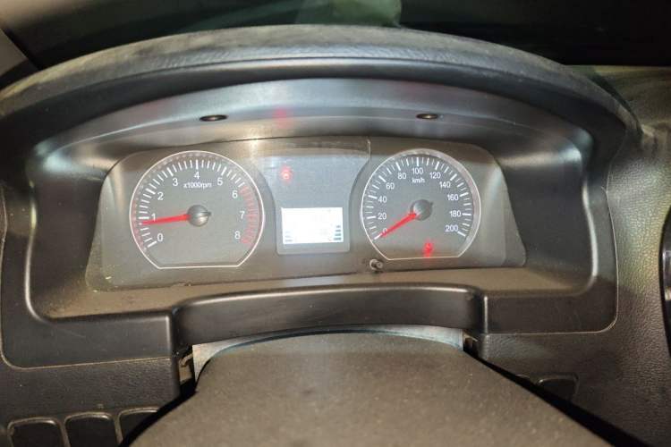 Used FORTHING Lingzhi 2018 M3L 1.6L 7-Seater Comfort Model Instrument Cluster
