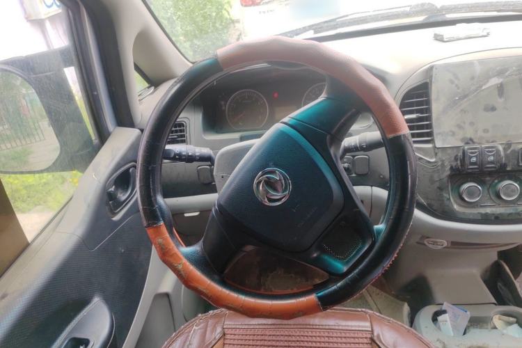 Used FORTHING Lingzhi 2018 M3 1.6L 7-Seater Comfort Model Steering Wheel