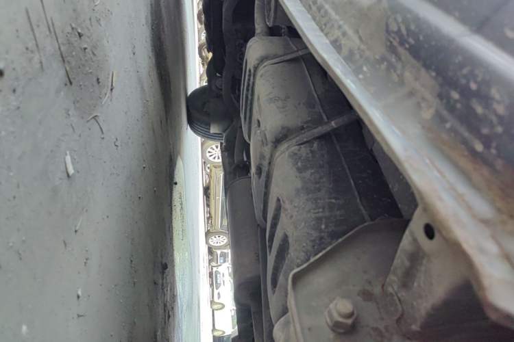 Used FORTHING Lingzhi 2018 M3 1.5L 5-Seat Base Model Chassis Rear Left