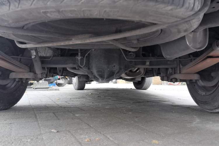 Used FORTHING Lingzhi 2018 M3 1.5L 5-Seat Base Model Chassis Rear