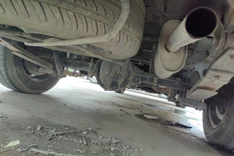 Used FORTHING Lingzhi 2018 M3 1.5L 5-Seat Base Model Chassis Rear