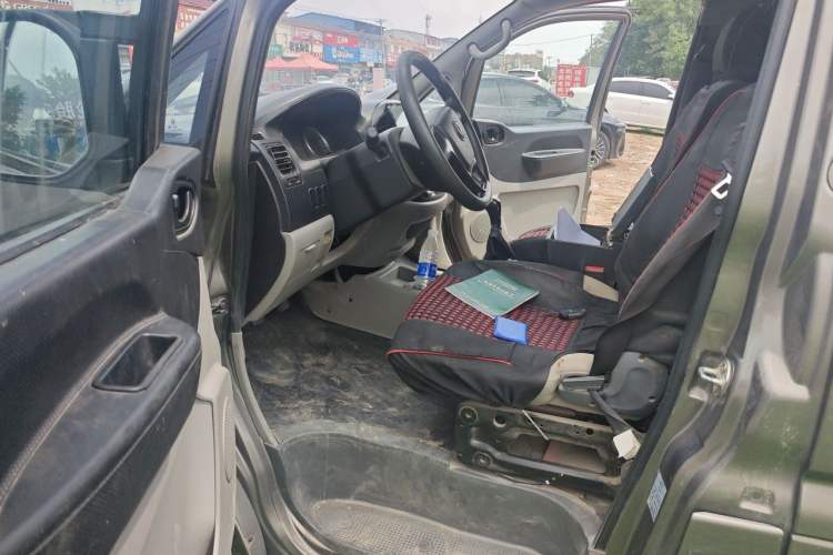 Used FORTHING Lingzhi 2018 V3L 1.6L 2-Seat Logistics Version Driver Seat